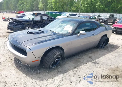 2017 Dodge Challenger 392 Hemi Scat Pack Shaker z USA, uszkodzony, nr VIN 2C3CDZFJ1HH610572